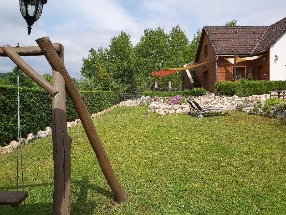 Villa Kovacsszenaja Vendeghaz Exterior foto